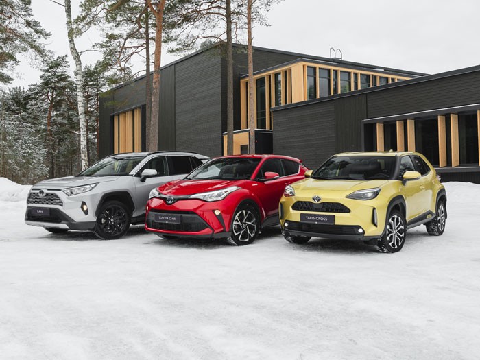 Išsirinkite savo Toyota visureigį