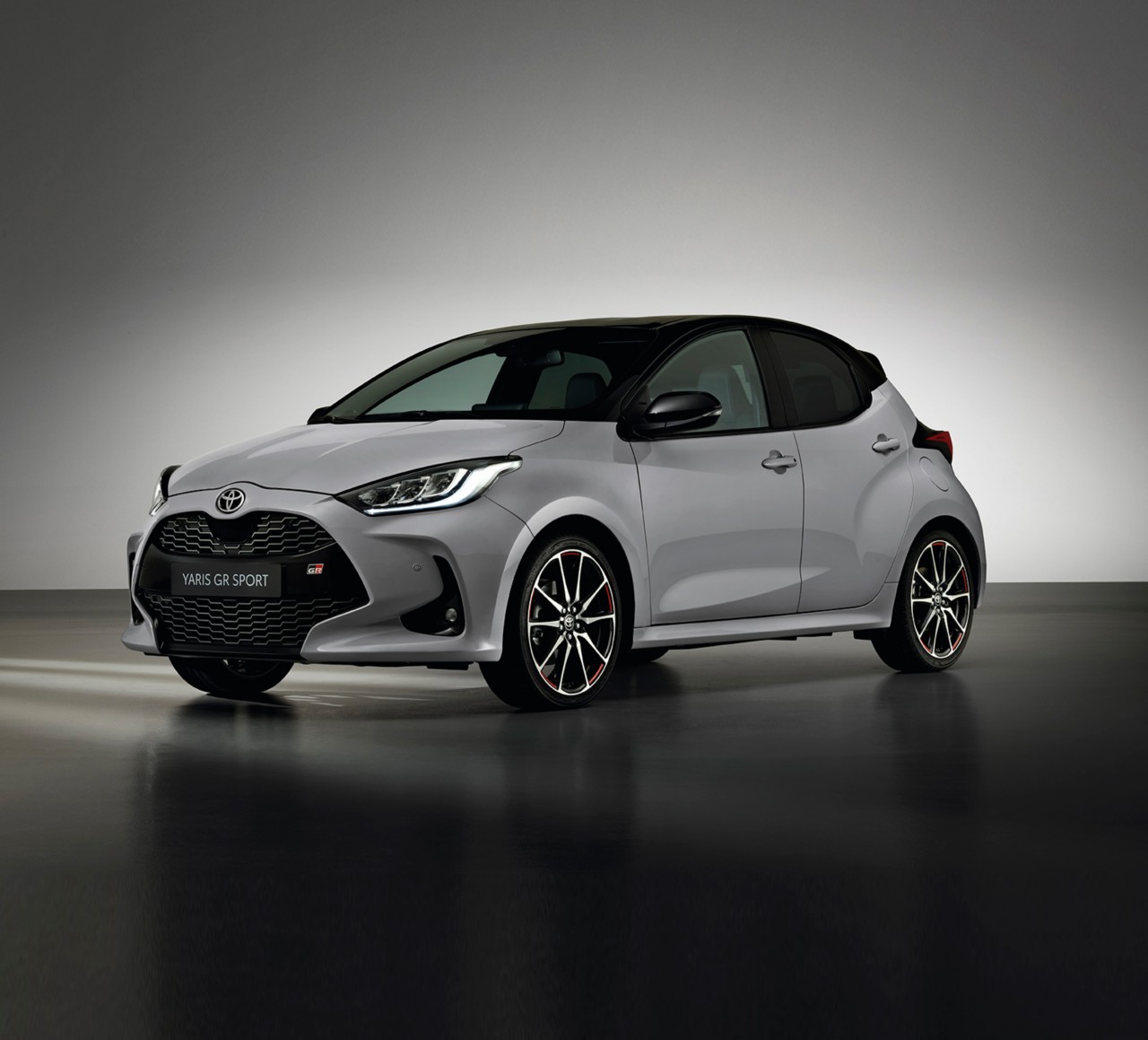Toyota Yaris GR SPORT