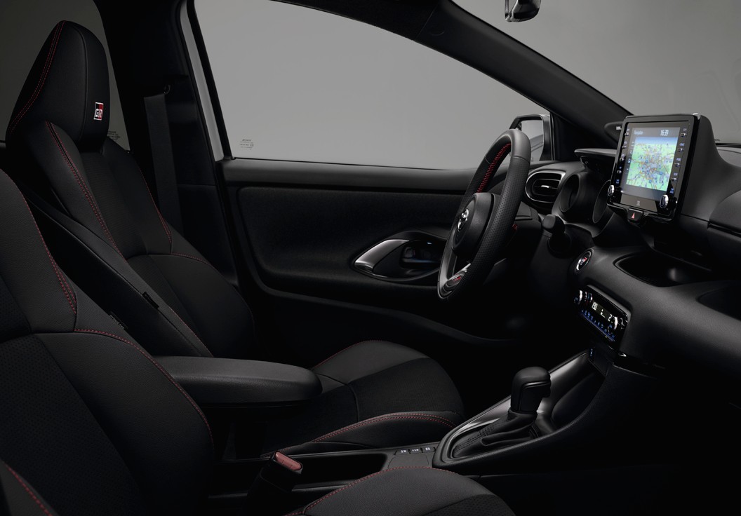 Toyota Yaris GR SPORT